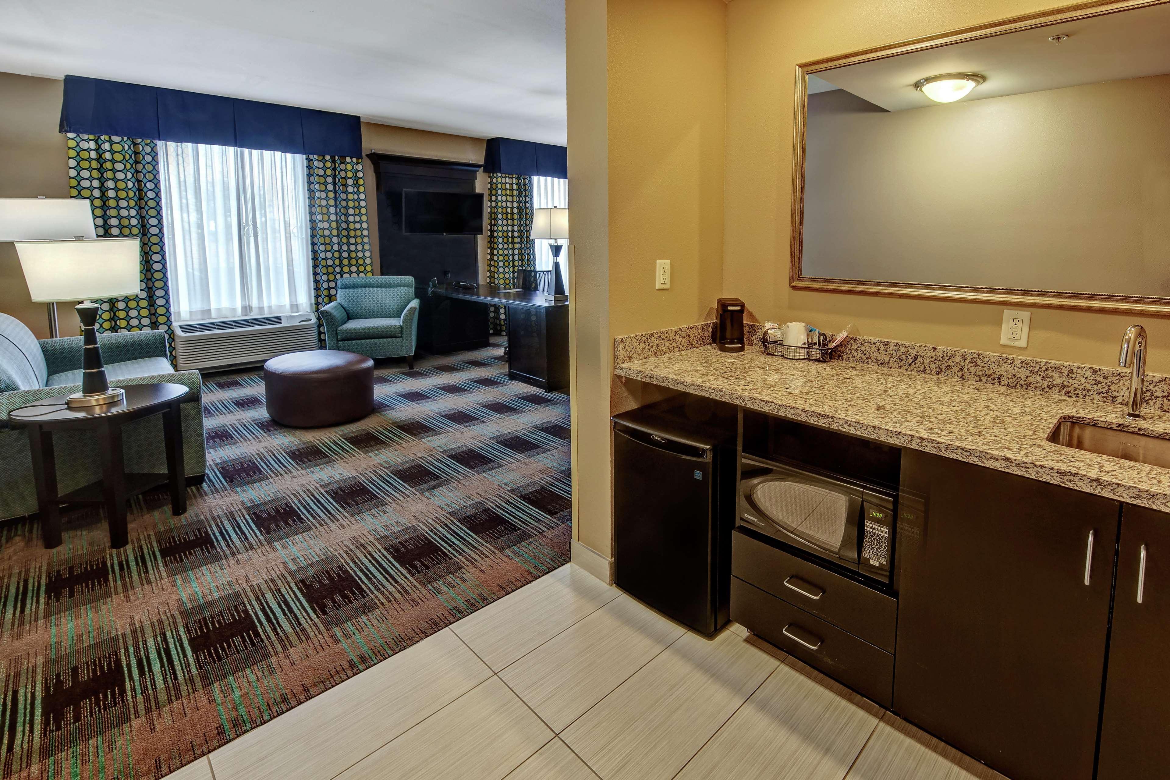 Hampton Inn & Suites Clarksville Bagian luar foto
