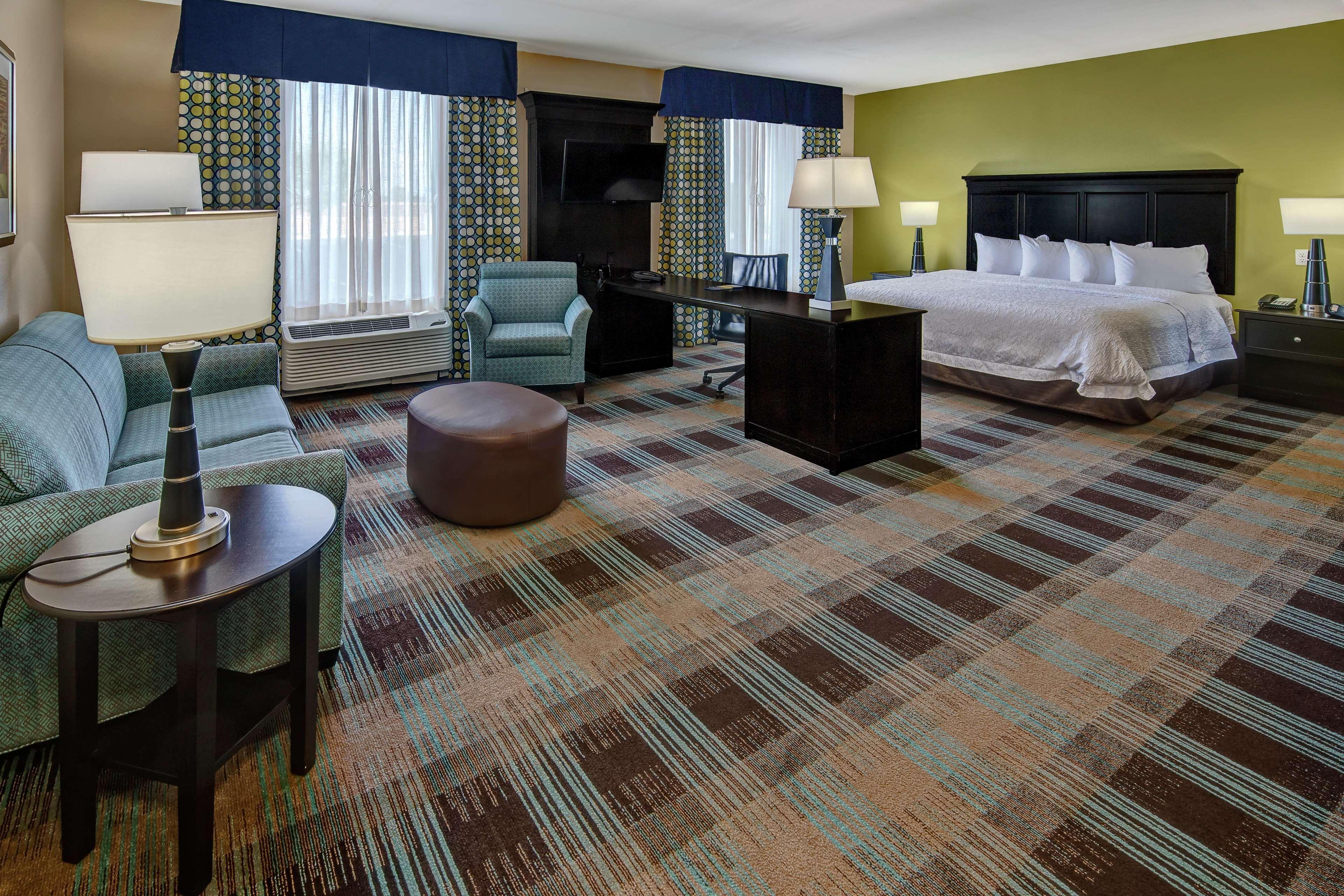 Hampton Inn & Suites Clarksville Bagian luar foto
