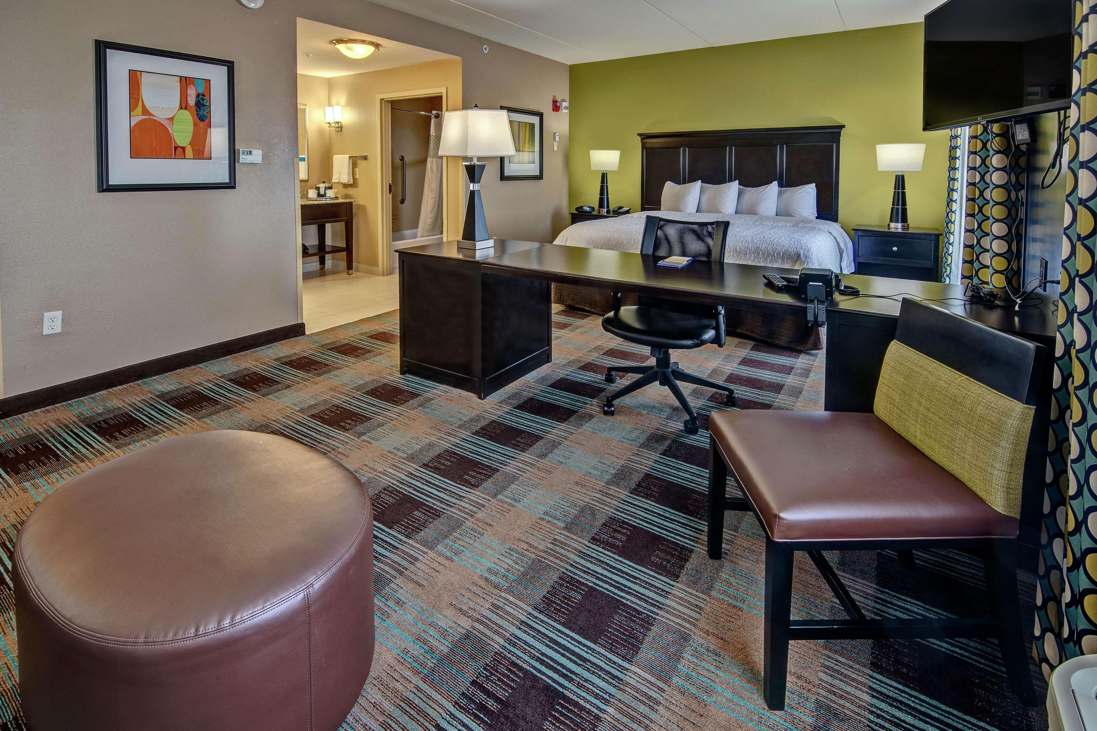 Hampton Inn & Suites Clarksville Bagian luar foto