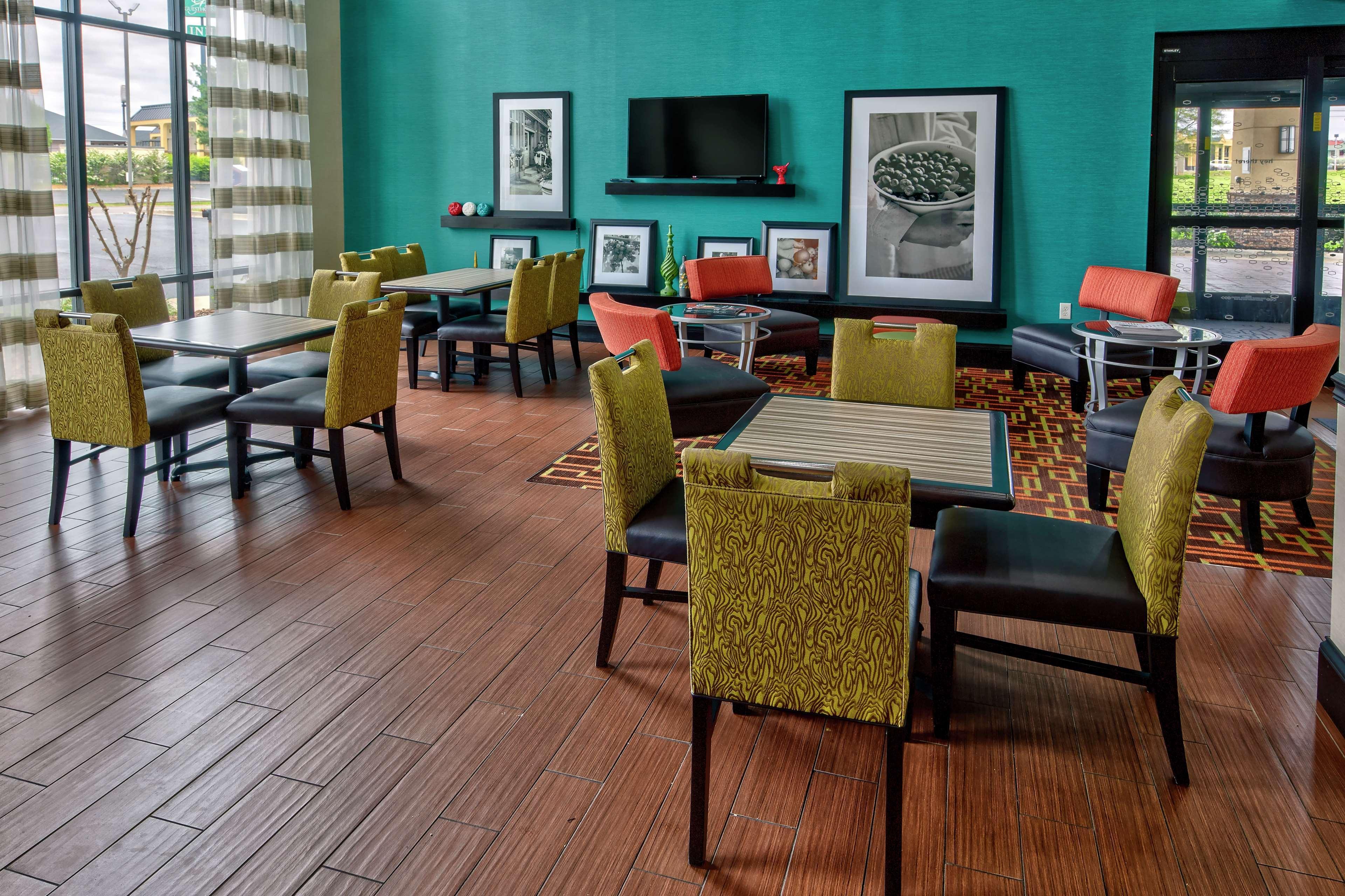 Hampton Inn & Suites Clarksville Bagian luar foto