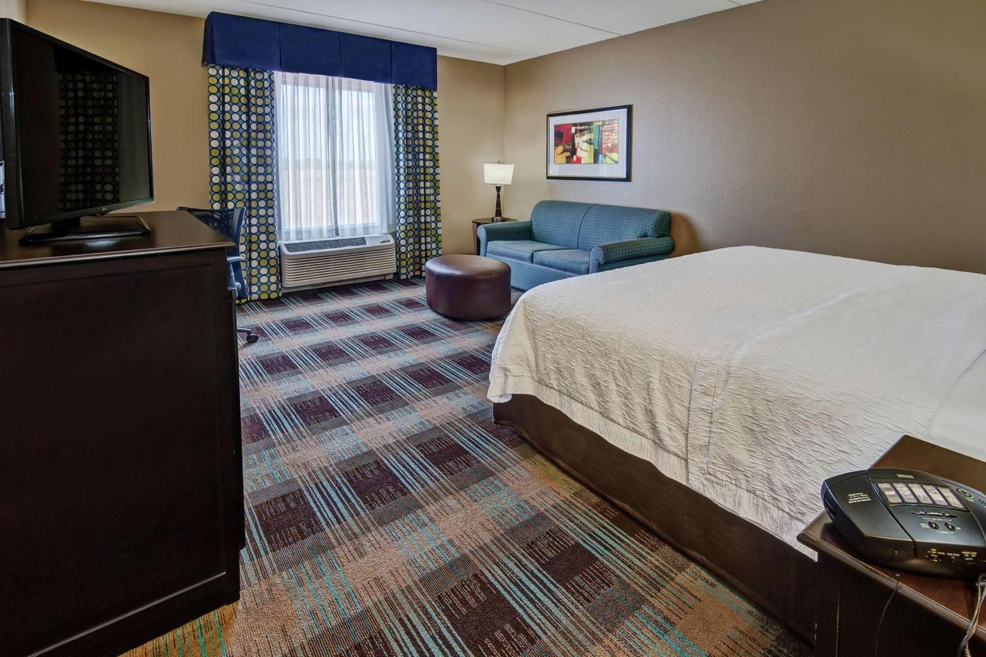 Hampton Inn & Suites Clarksville Bagian luar foto